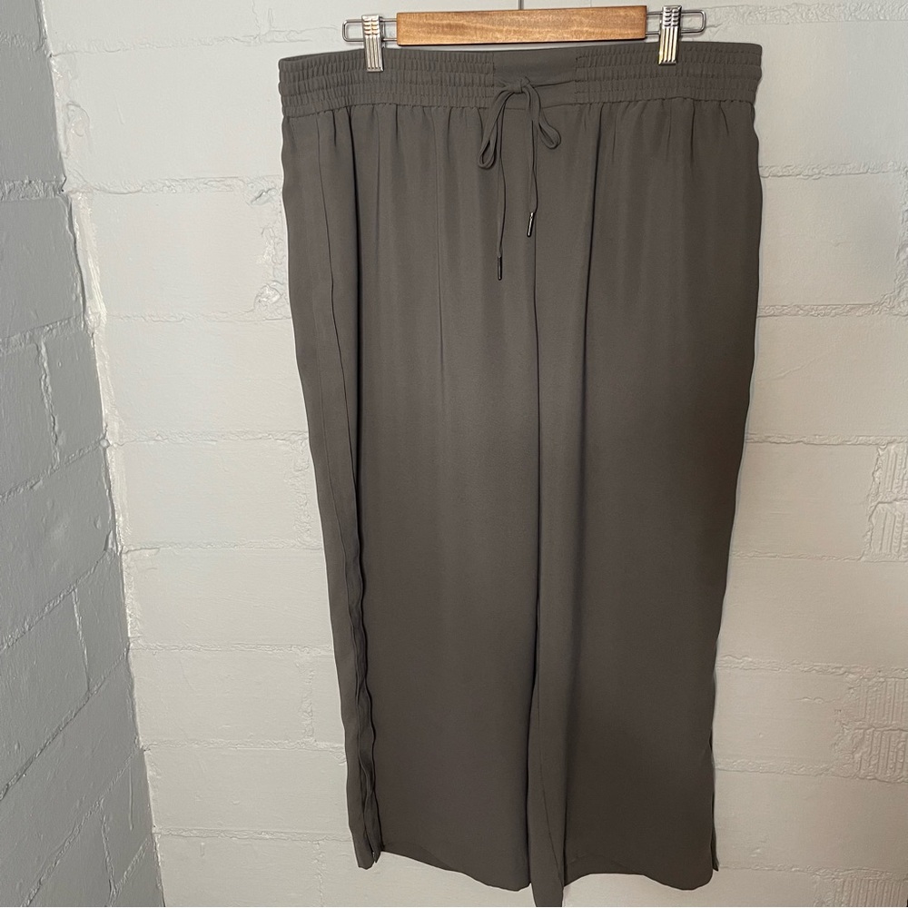 Simply Vera Drawstring Cropped Pant Size XL